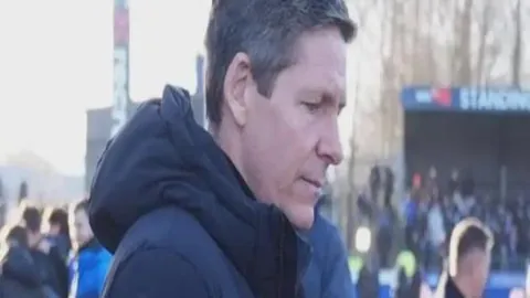 黄晓明爱妻叶珂诞下女儿，产女喜讯引爆网络热议，评论数突破43条！